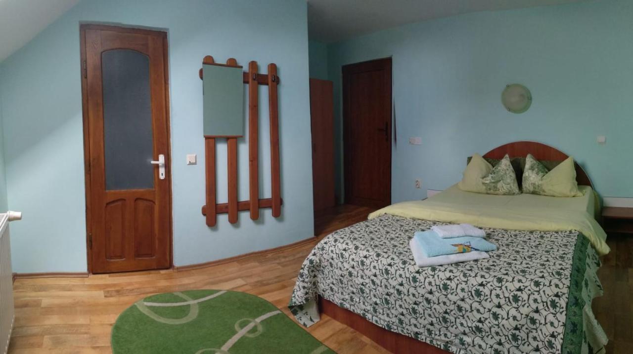 Casa Terzea 호텔 Rîşnov 외부 사진