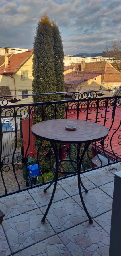 Casa Terzea 호텔 Rîşnov 외부 사진